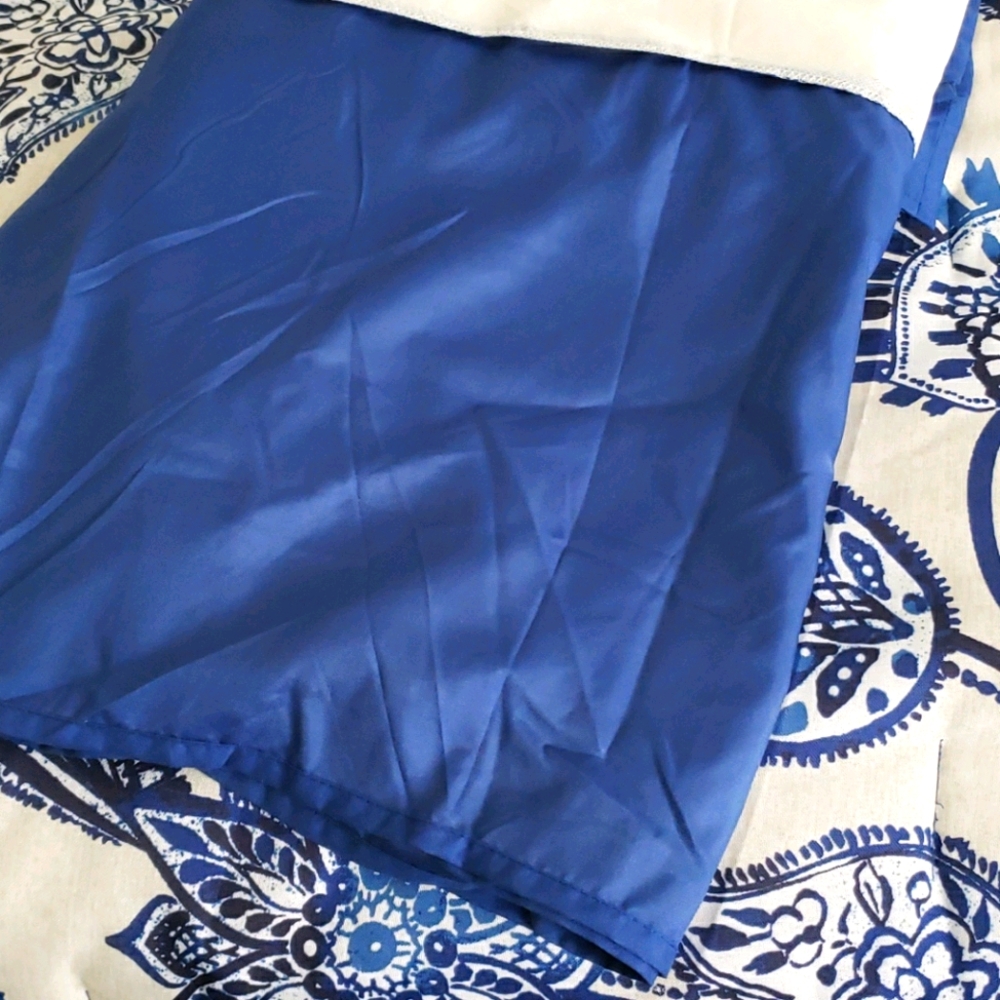 New King Blue Bed Skirt 15 "